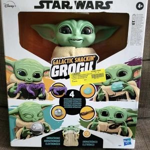 Star Wars The Mandalorian Galactic Snackin Google Animatronic